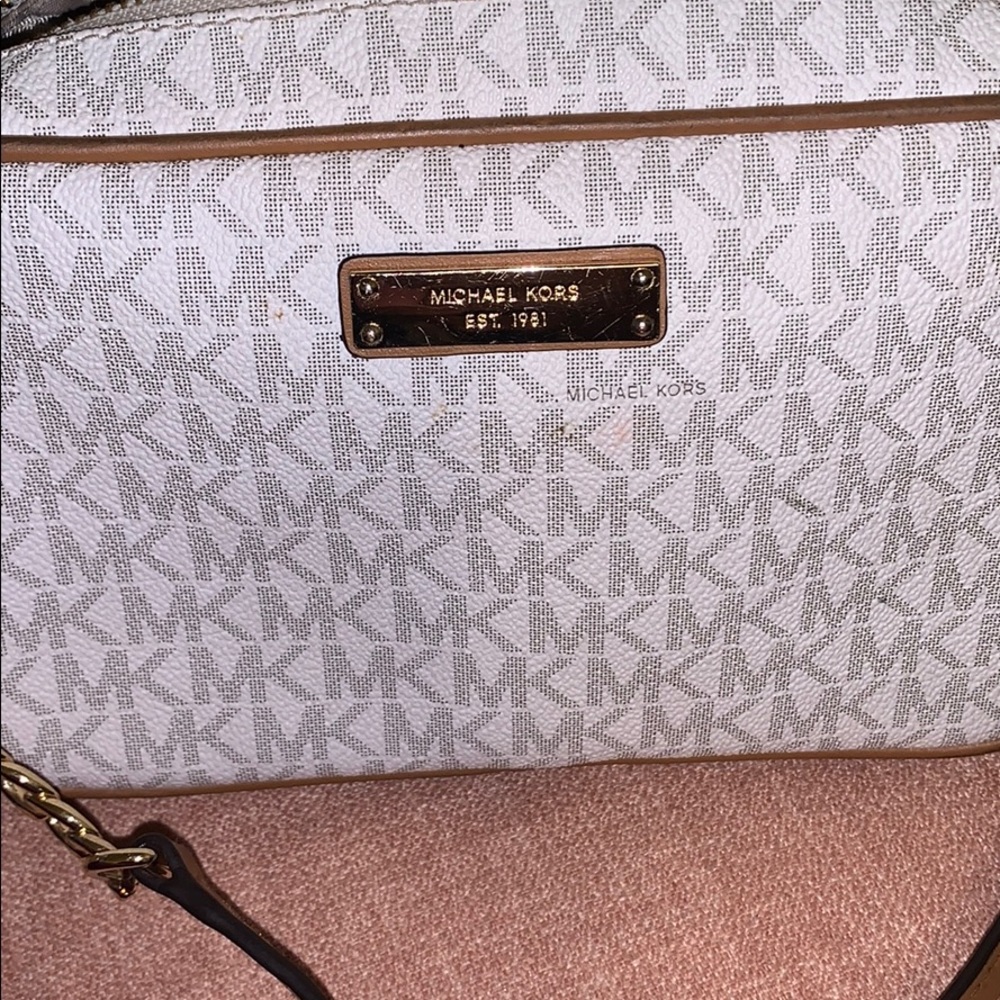Michael Kors purse
